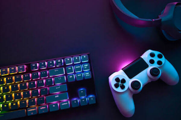 Online Gaming: The Modern Evolution of Interactive Entertainment