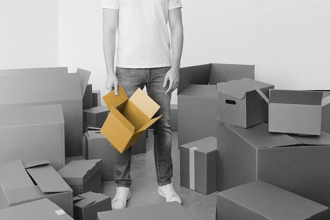 How Far in Advance Should You Book a Canadian Moving Company?