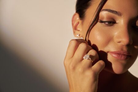 How to Choose the Right Engagement Ring: A Guide for Modern Couples