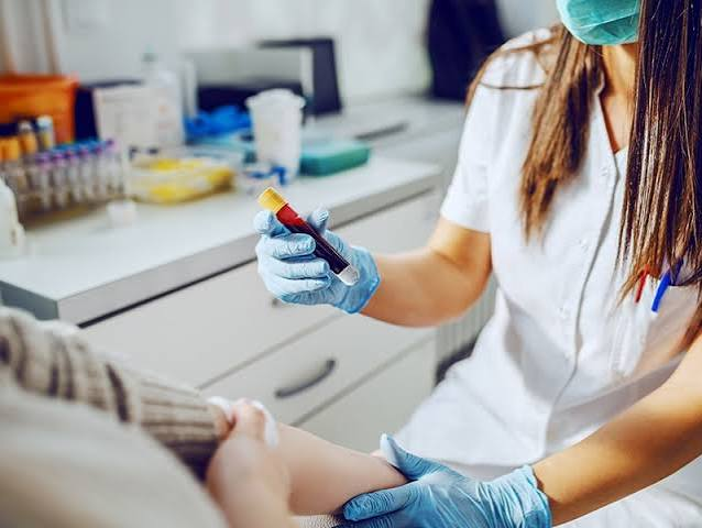 Blood Test and Full Body Checkup in Dubai: Tests, Preparation and Home Lab Services