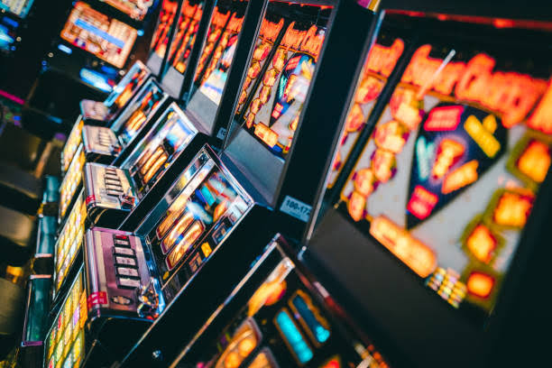 Exploring Online Slot Games: Features, Gameplay, and Tips for a Better Experience