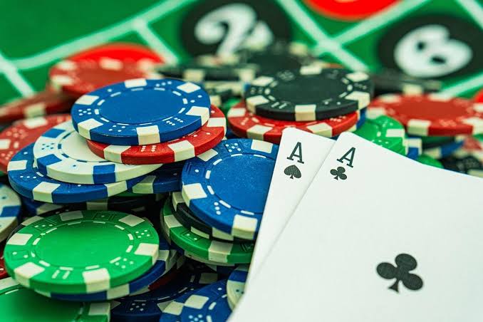 IDN Poker: Understanding Online Poker Platforms and Their Key Features